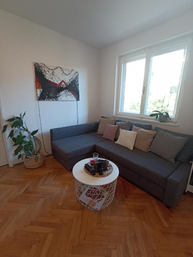 Apartment 70 M From The Beach Подгора Екстериор снимка