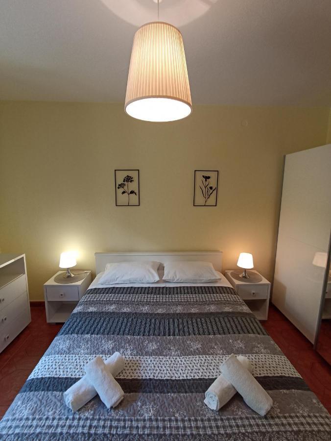 Apartment 70 M From The Beach Подгора Екстериор снимка